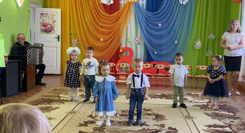 Международный женский день Международный женский день.